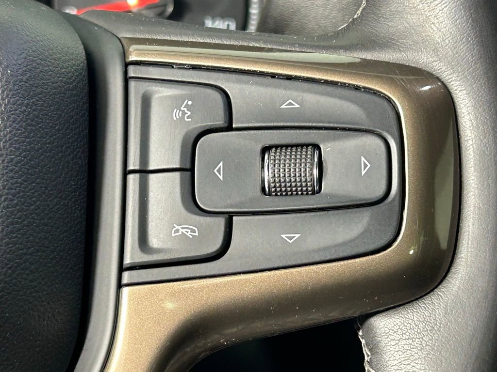 Used 2023 Chevrolet Silverado 3500 High Country image 26