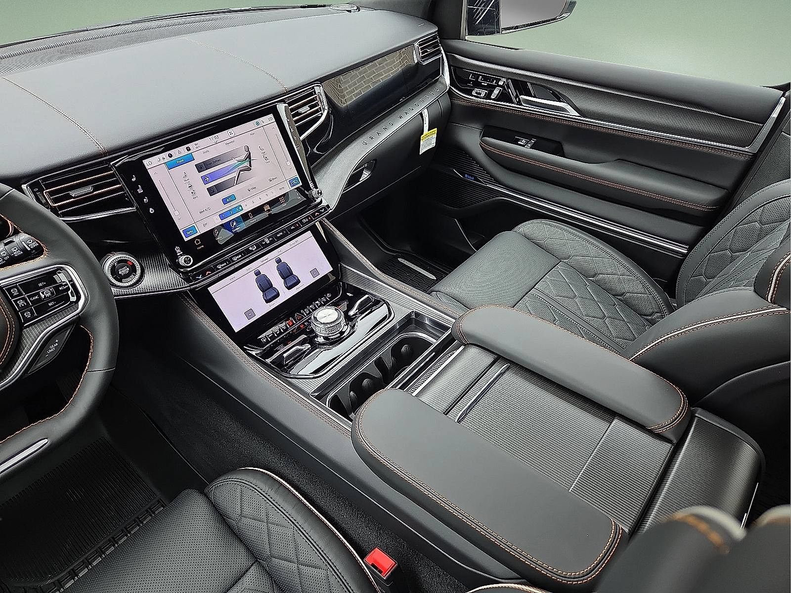 New 2026 Jeep Grand Wagoneer Summit AWD/4WD image 13