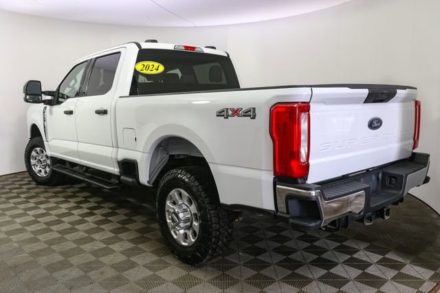 Used 2024 Ford F350 XLT image 9