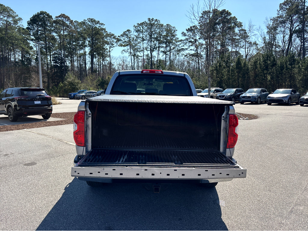 Used 2017 Toyota Tundra SR5 w/ SR5 Upgrade Package image 23