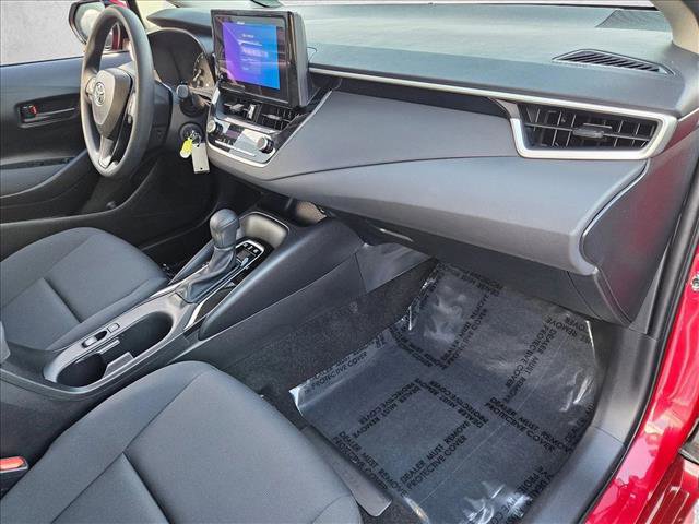 Used 2025 Toyota Corolla LE image 20