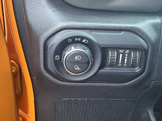 Used 2021 Jeep Gladiator Sport AWD/4WD image 26