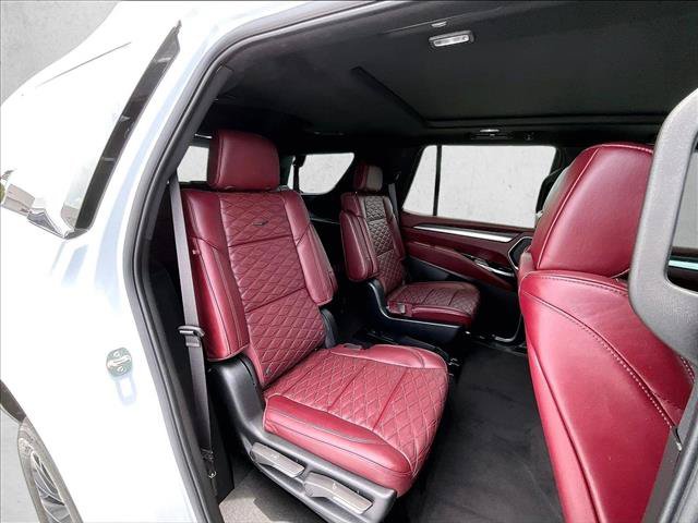 Certified 2026 Cadillac Escalade Luxury AWD/4WD image 29