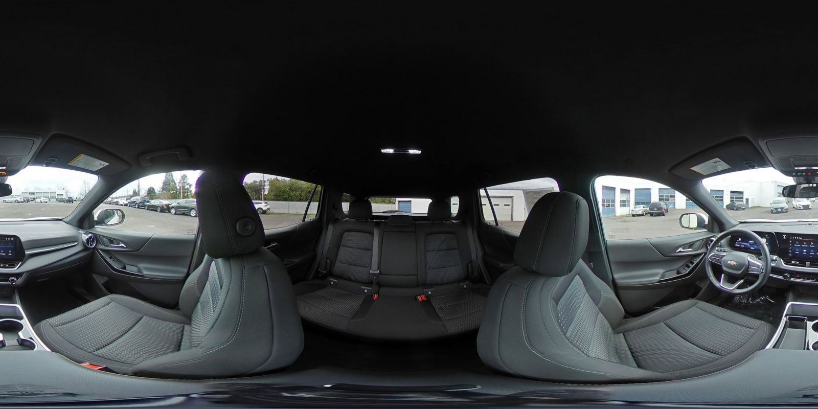 Used 2025 Chevrolet Equinox LT image 42