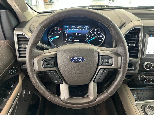 Used 2018 Ford Expedition Max XLT w/ Equipment Group 202A AWD/4WD image 24