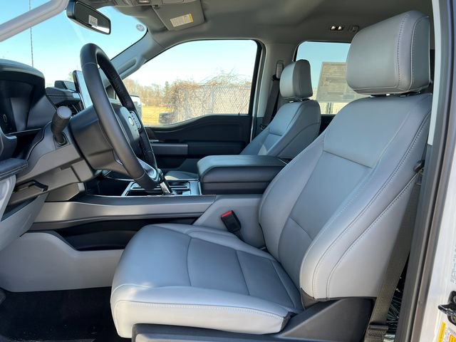 New 2025 Ford F150 Lightning Flash AWD/4WD video 3