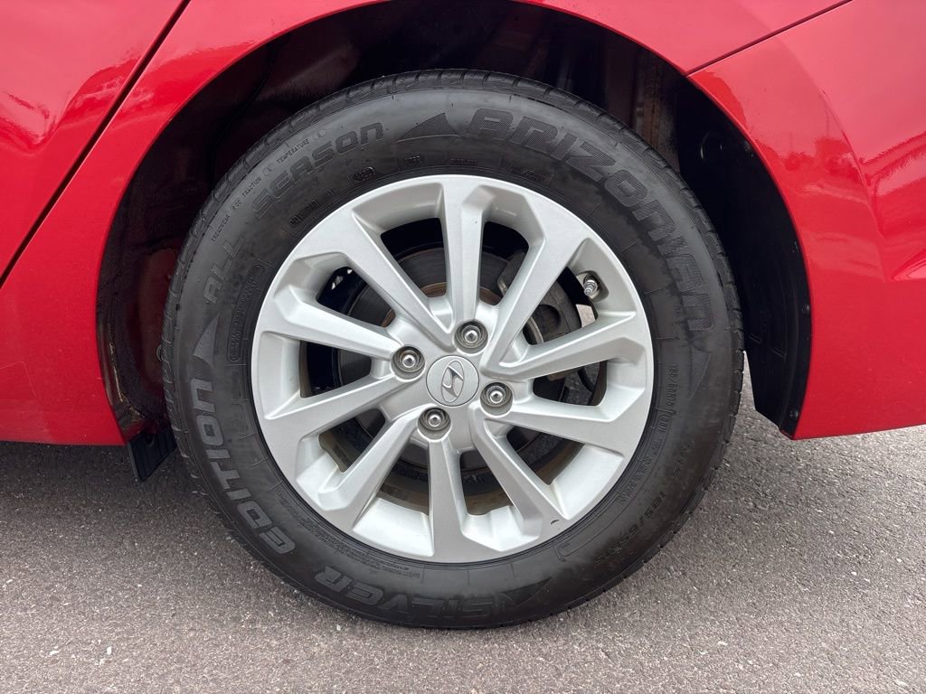 Used 2020 Hyundai Accent SEL FWD image 30