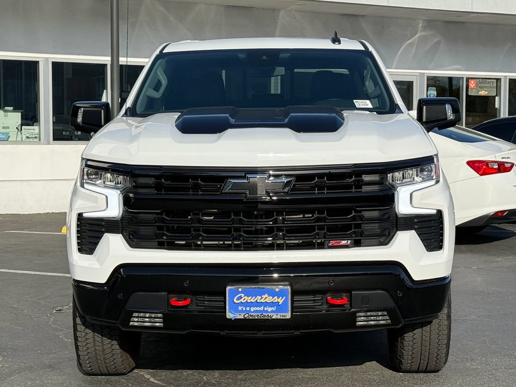 Used 2026 Chevrolet Silverado 1500 LT Trail Boss w/ LT Trail Boss Premium Package AWD/4WD image 4