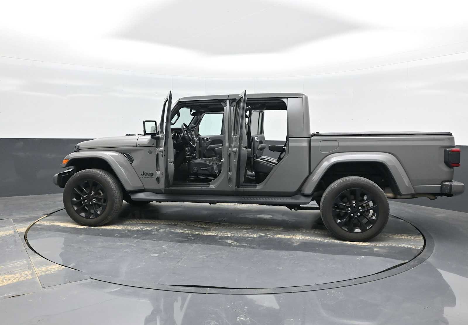 Used 2022 Jeep Gladiator Overland AWD/4WD image 39