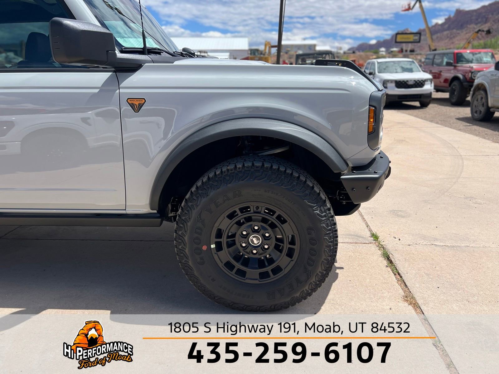 New 2026 Ford Bronco Badlands AWD/4WD image 4