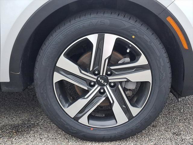 Used 2023 Kia Sorento EX AWD/4WD image 9