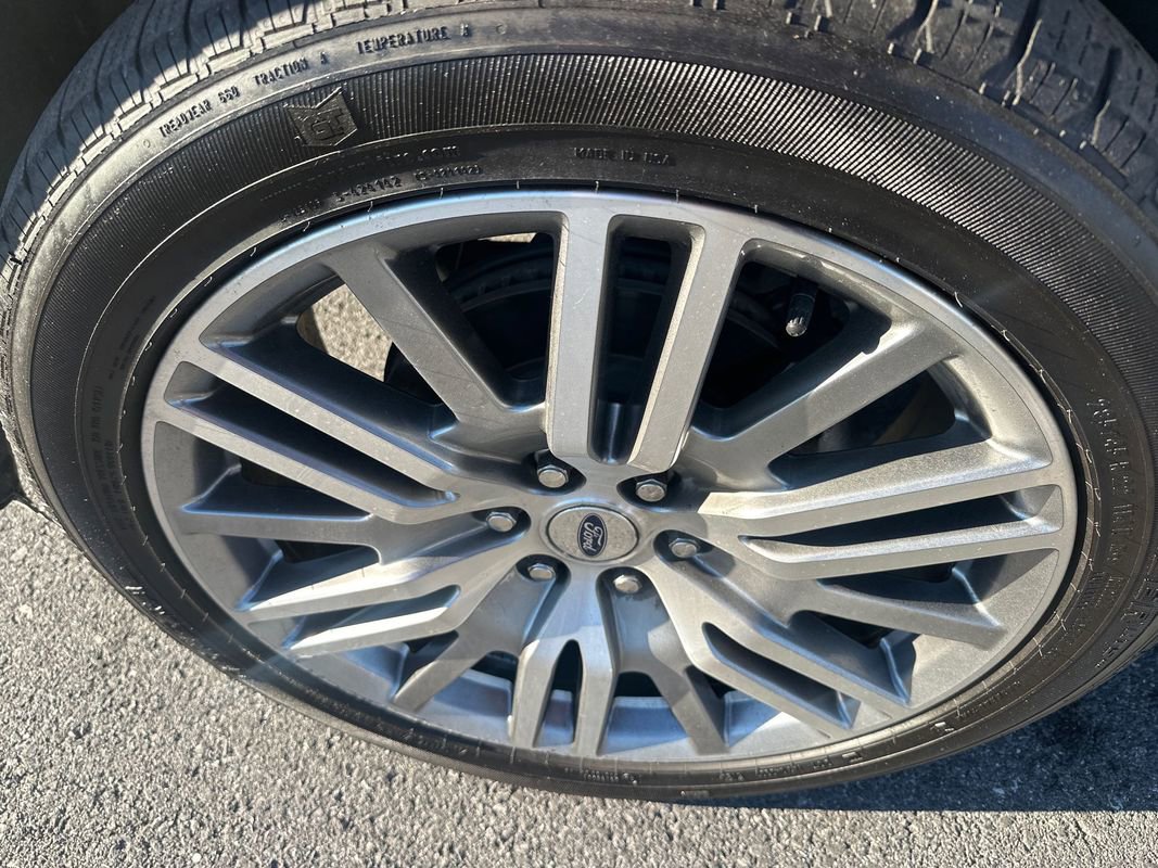 Used 2024 Ford Expedition Max Limited image 12