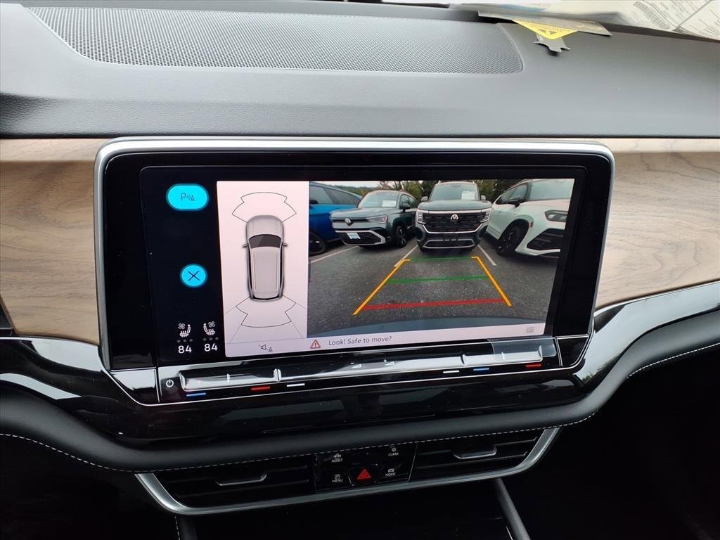 New 2026 Volkswagen Atlas SE image 18