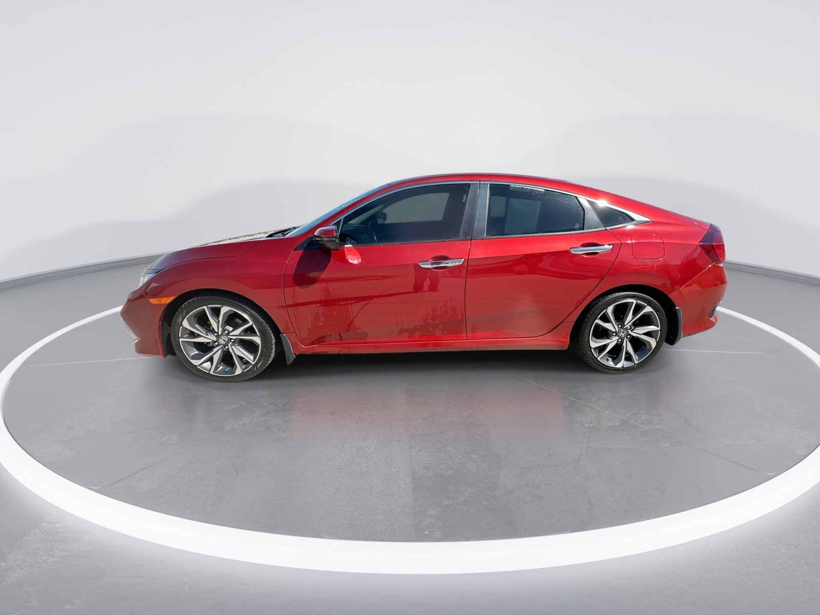 Used 2020 Honda Civic Touring image 5
