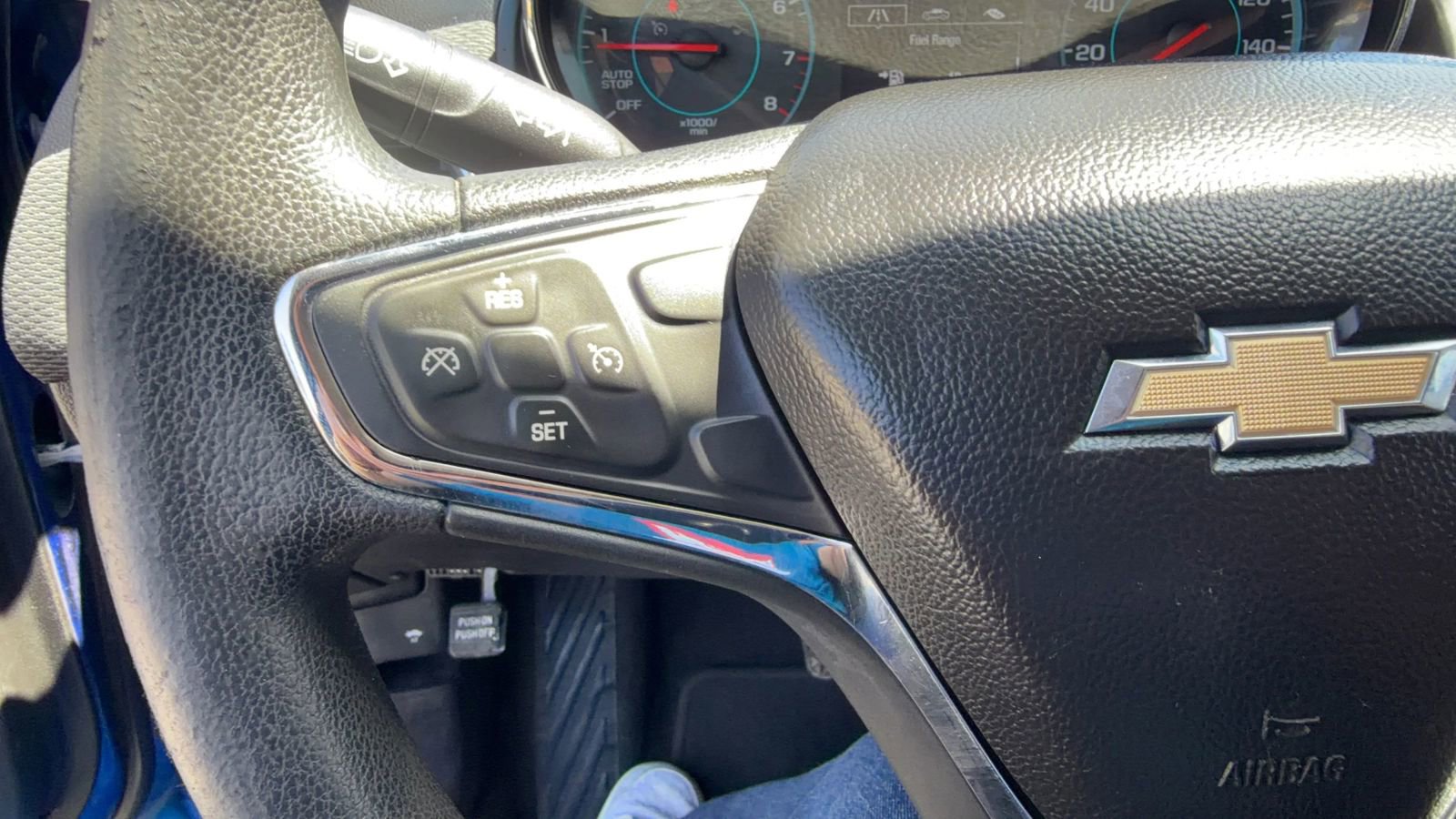 Used 2017 Chevrolet Cruze LT w/ Convenience Package image 18