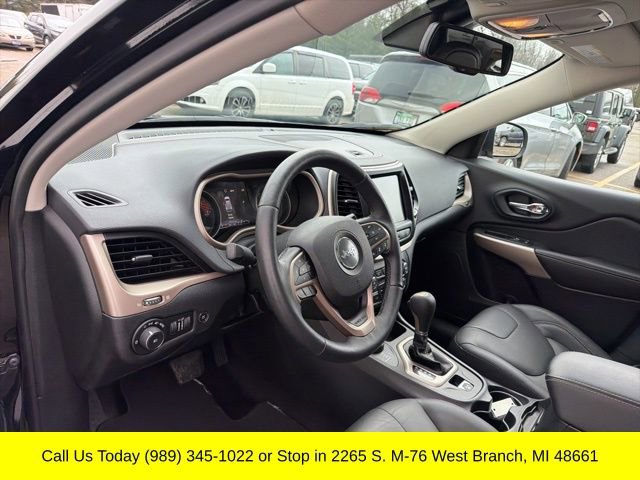 Used 2018 Jeep Cherokee Limited w/ Technology Group image 14
