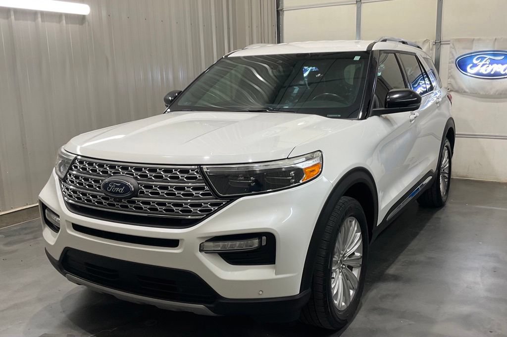 Used 2020 Ford Explorer Limited AWD/4WD image 3