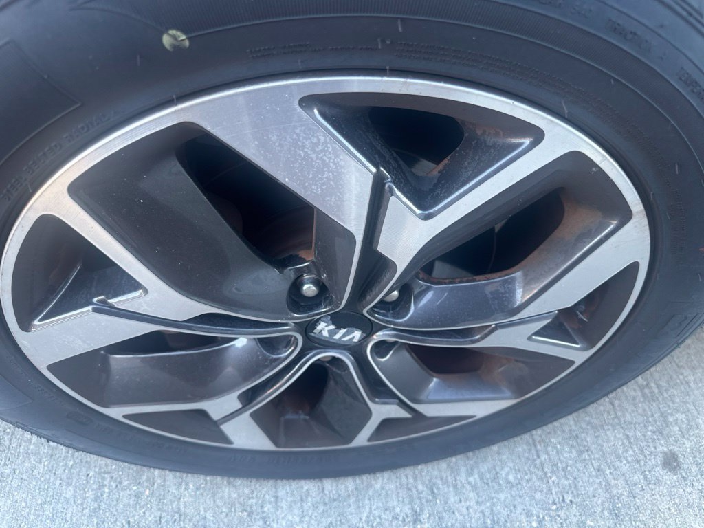 Used 2020 Kia Sportage EX FWD image 16