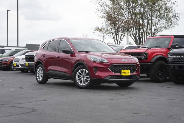 Used 2022 Ford Escape SE w/ Convenience Package image 2
