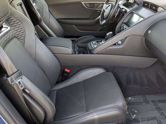 Used 2021 Jaguar F-TYPE R image 18