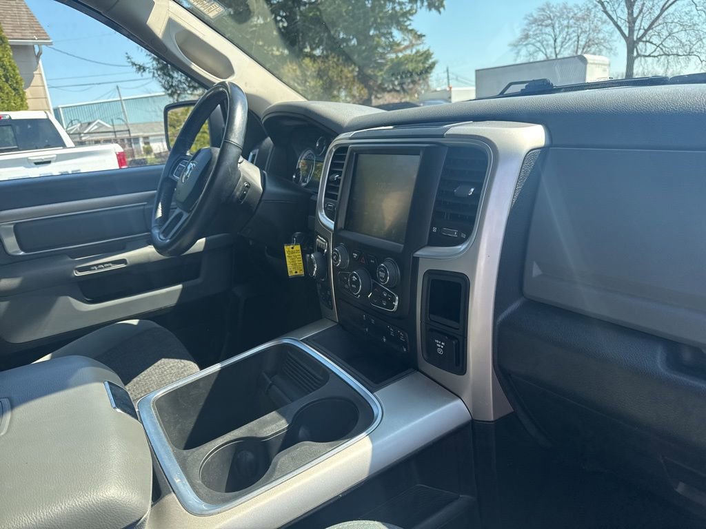 Used 2016 RAM 1500 Big Horn image 32