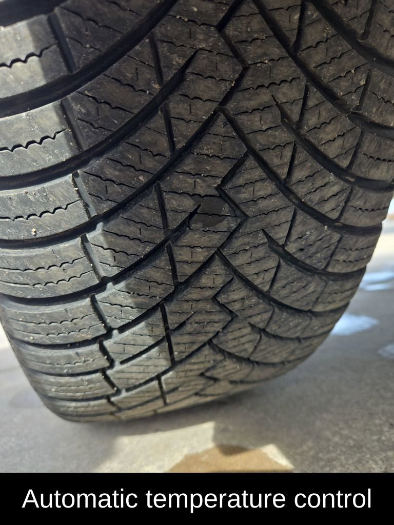 Used 2021 Subaru Forester Limited image 11