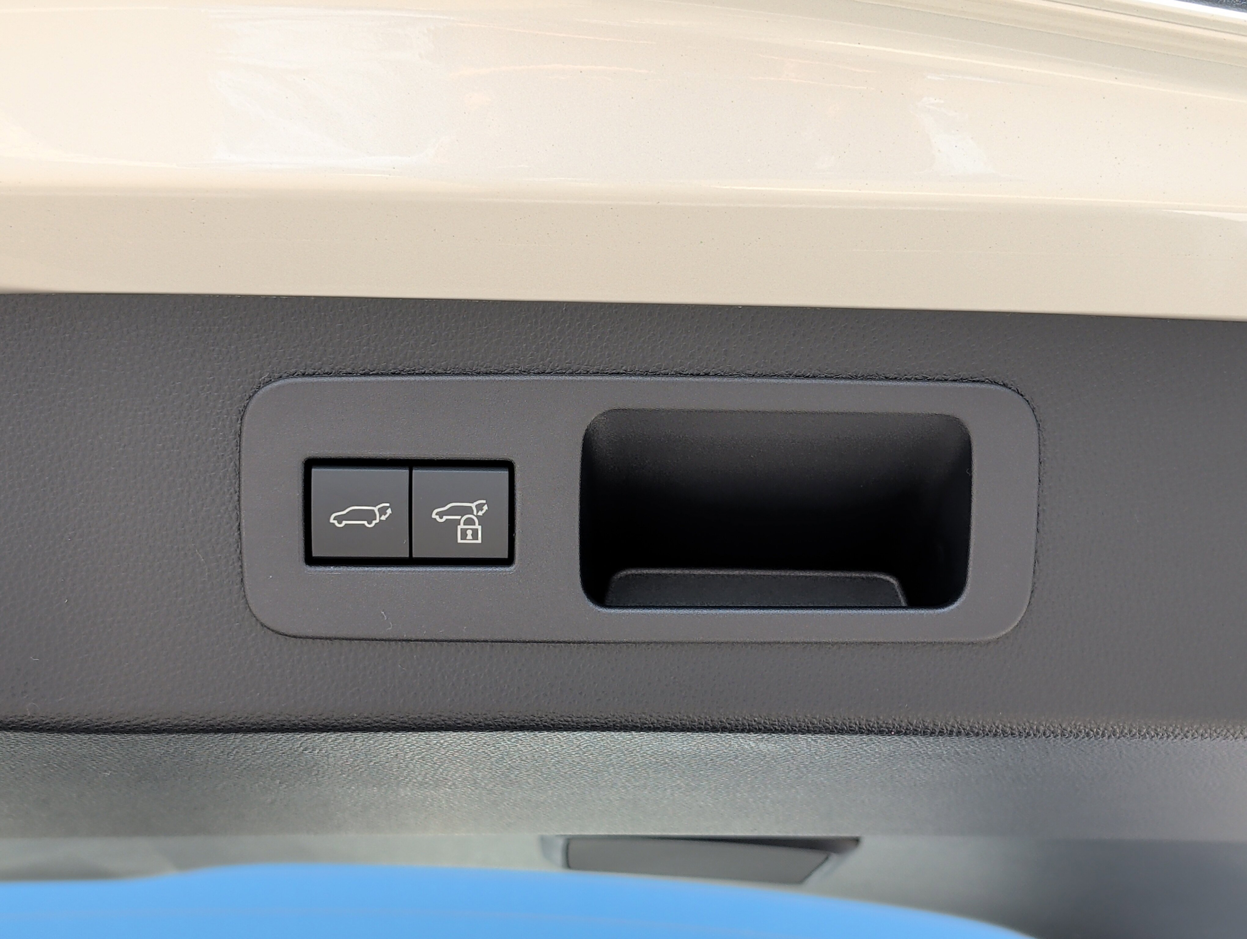 New 2026 Lexus LX 600 4WD w/ Luxury Package image 27