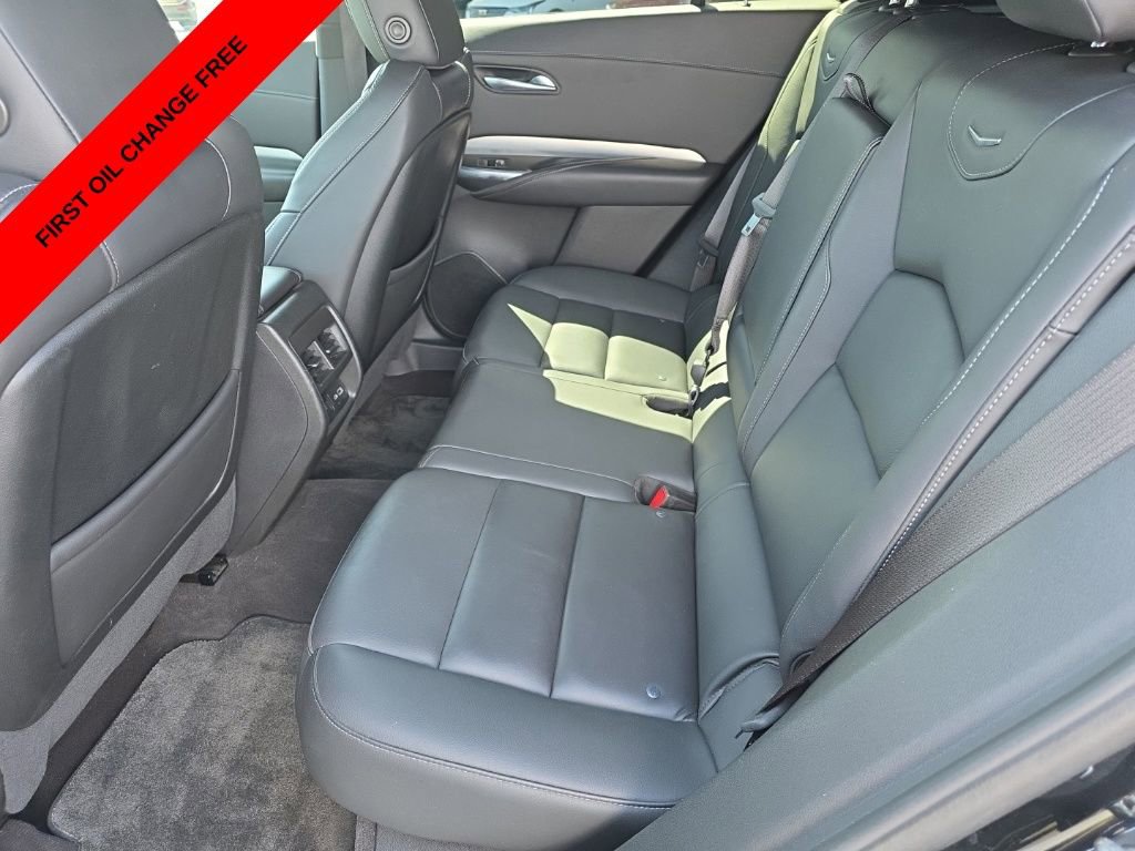 Used 2022 Cadillac XT4 Premium Luxury w/ Enhanced Visibility Package image 11