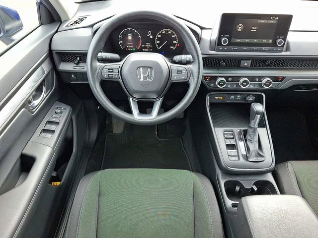 Used 2025 Honda CR-V EX image 11