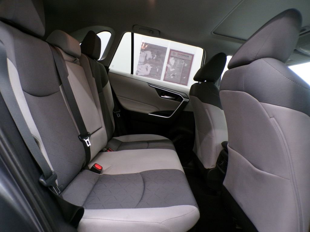 Used 2019 Toyota RAV4 XLE w/ Convenience Package AWD/4WD image 20