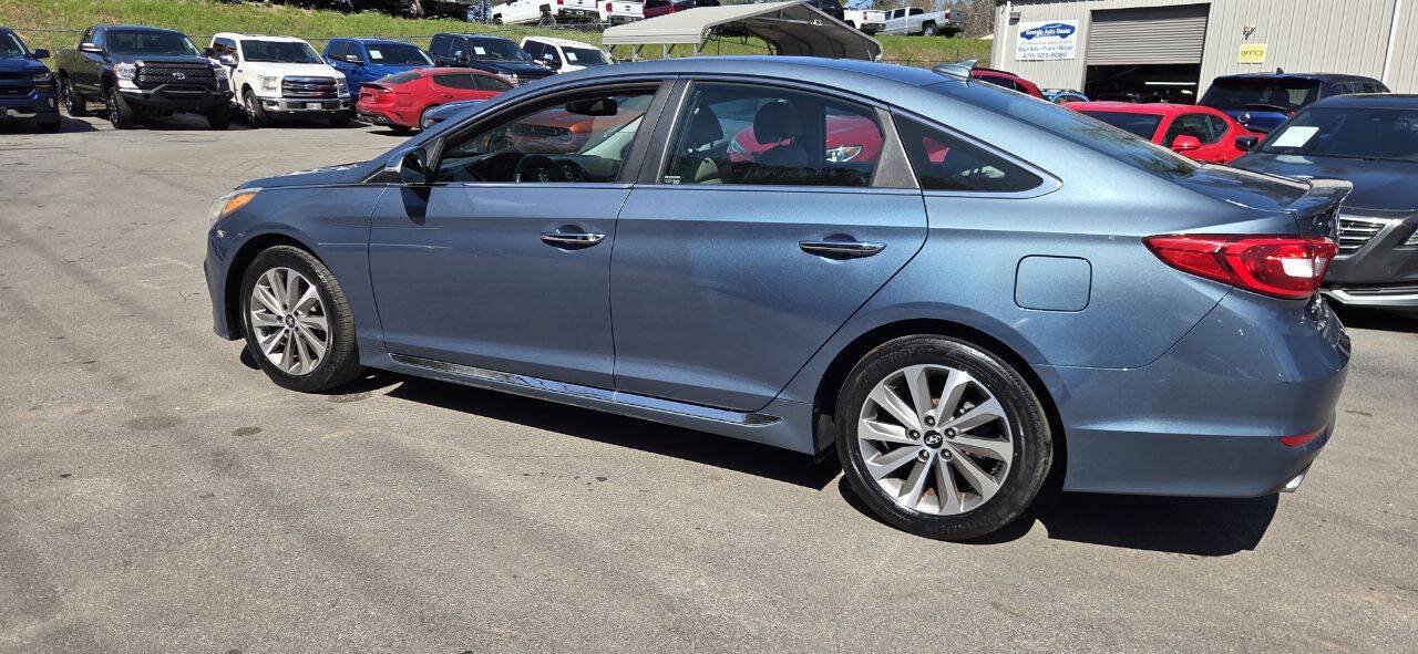 Used 2015 Hyundai Sonata Sport w/ Option Group 03 FWD image 9