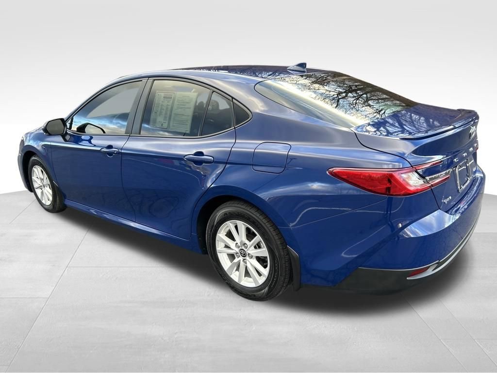 Certified 2025 Toyota Camry LE w/ Convenience Package image 4