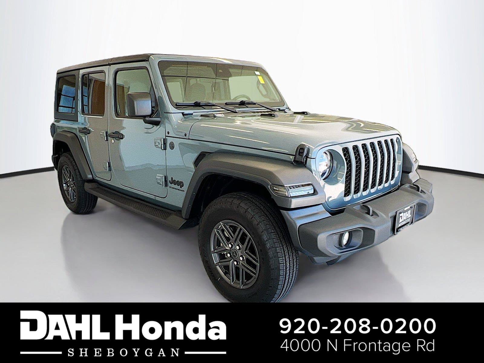 Used 2024 Jeep Wrangler Unlimited Sport AWD/4WD image 1