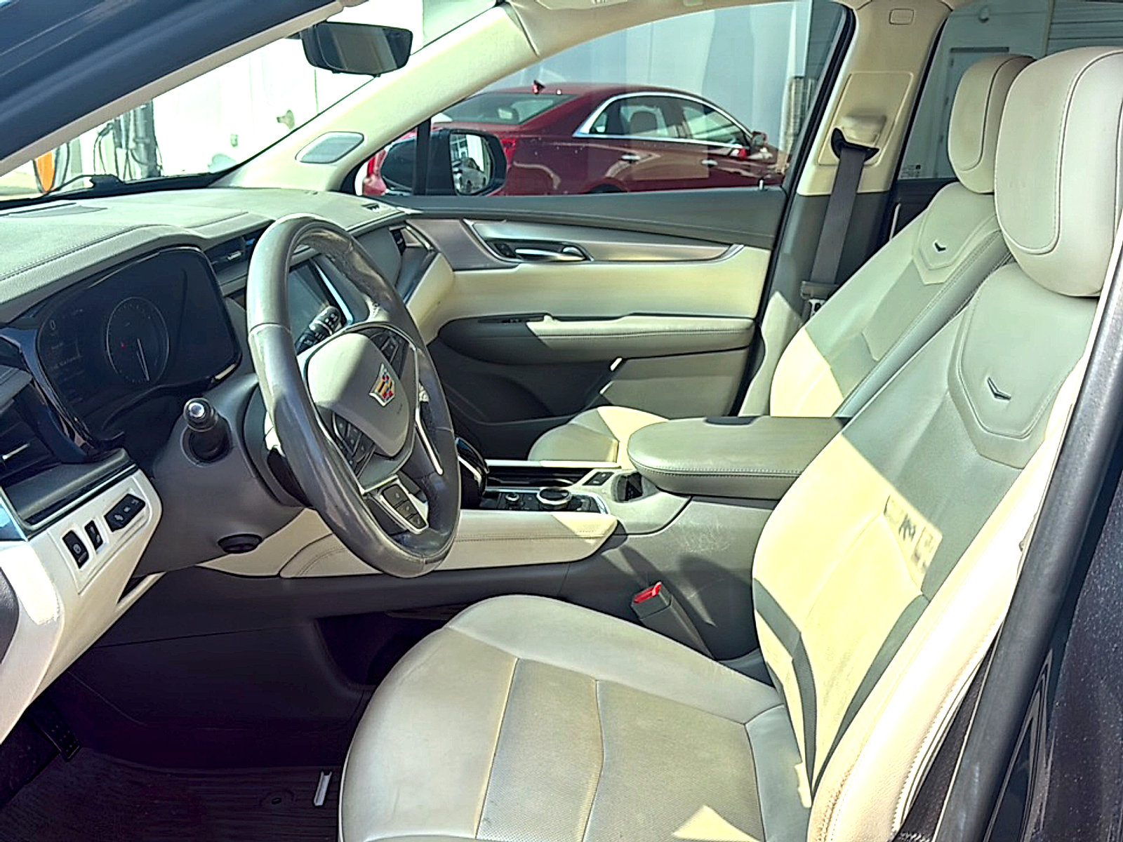 Used 2020 Cadillac XT5 Premium Luxury FWD image 7