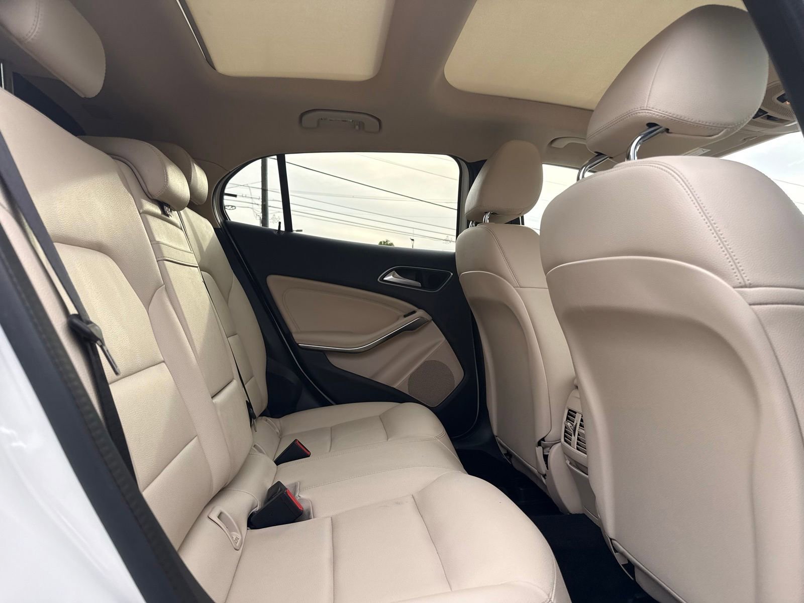 Used 2018 Mercedes-Benz GLA 250 4MATIC image 30