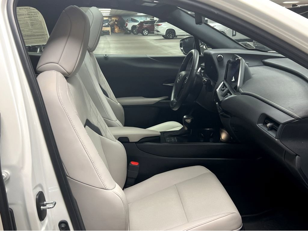 Certified 2024 Lexus UX 250h AWD w/ Premium Package image 28