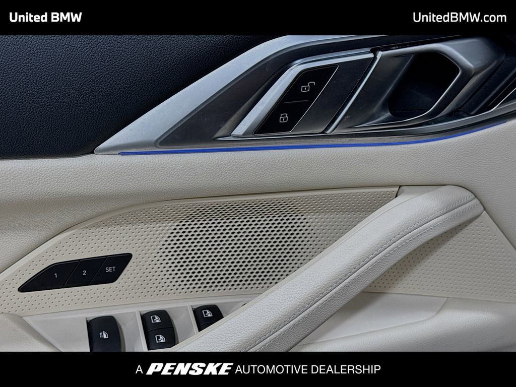 Used 2021 BMW 430i Convertible w/ Premium Package image 3