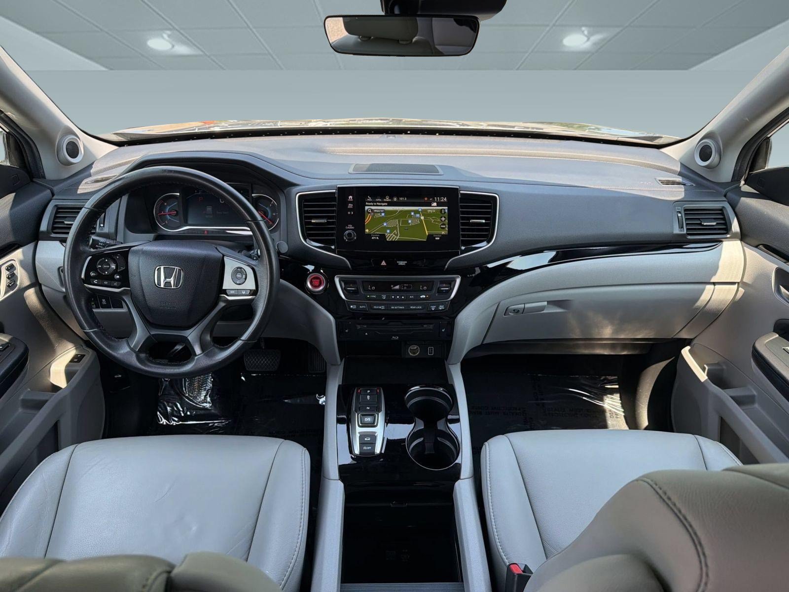 Used 2020 Honda Pilot Touring image 15
