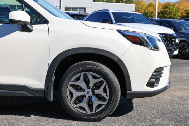 Certified 2023 Subaru Forester Premium AWD/4WD image 28