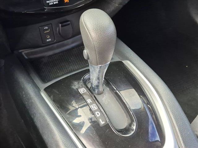 Used 2016 Nissan Rogue S FWD image 18
