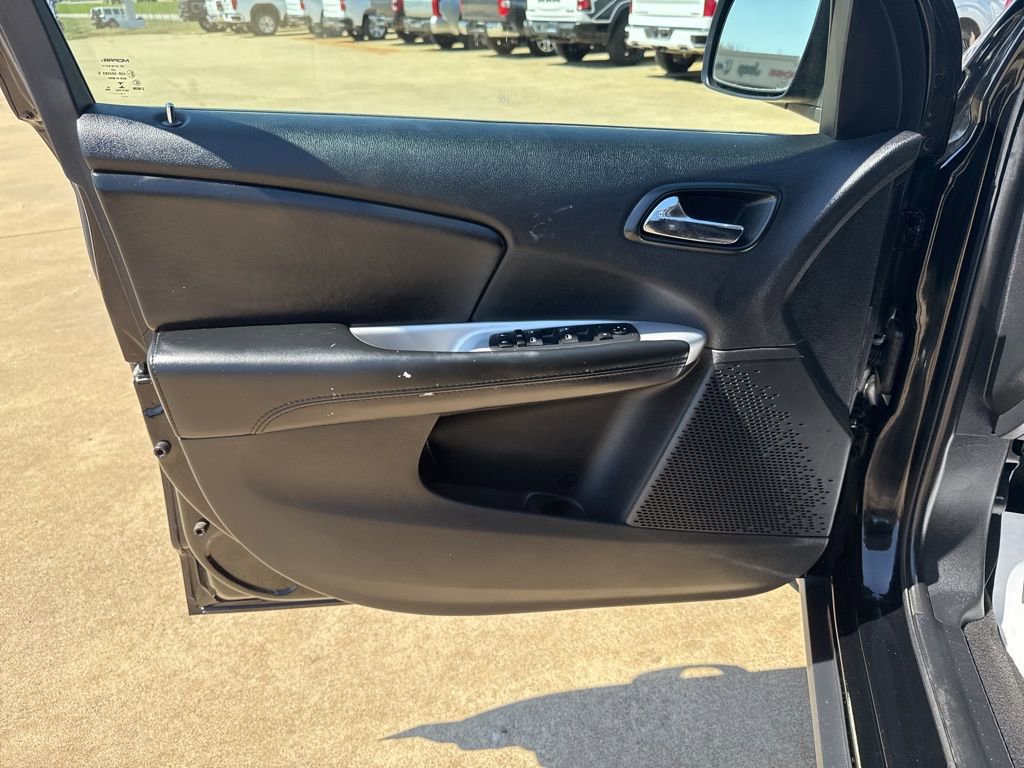 Used 2019 Dodge Journey SE w/ Connectivity Group image 6