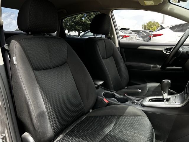 Used 2015 Nissan Sentra SR FWD image 29