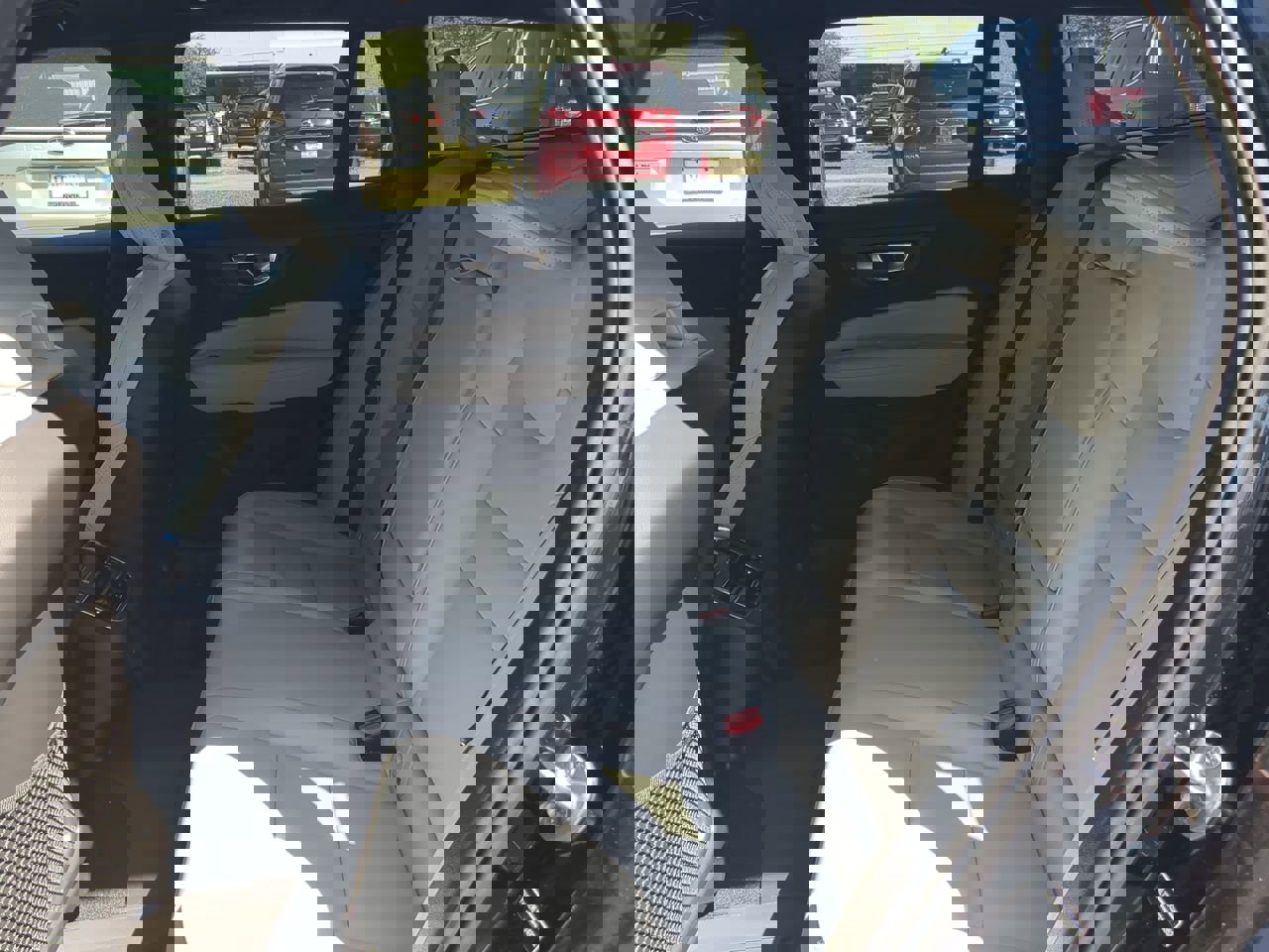 New 2025 Volvo V60 B5 Cross Country Ultra w/ Protection Package Premier image 13