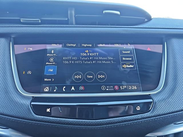 Used 2024 Cadillac XT5 Premium Luxury image 13