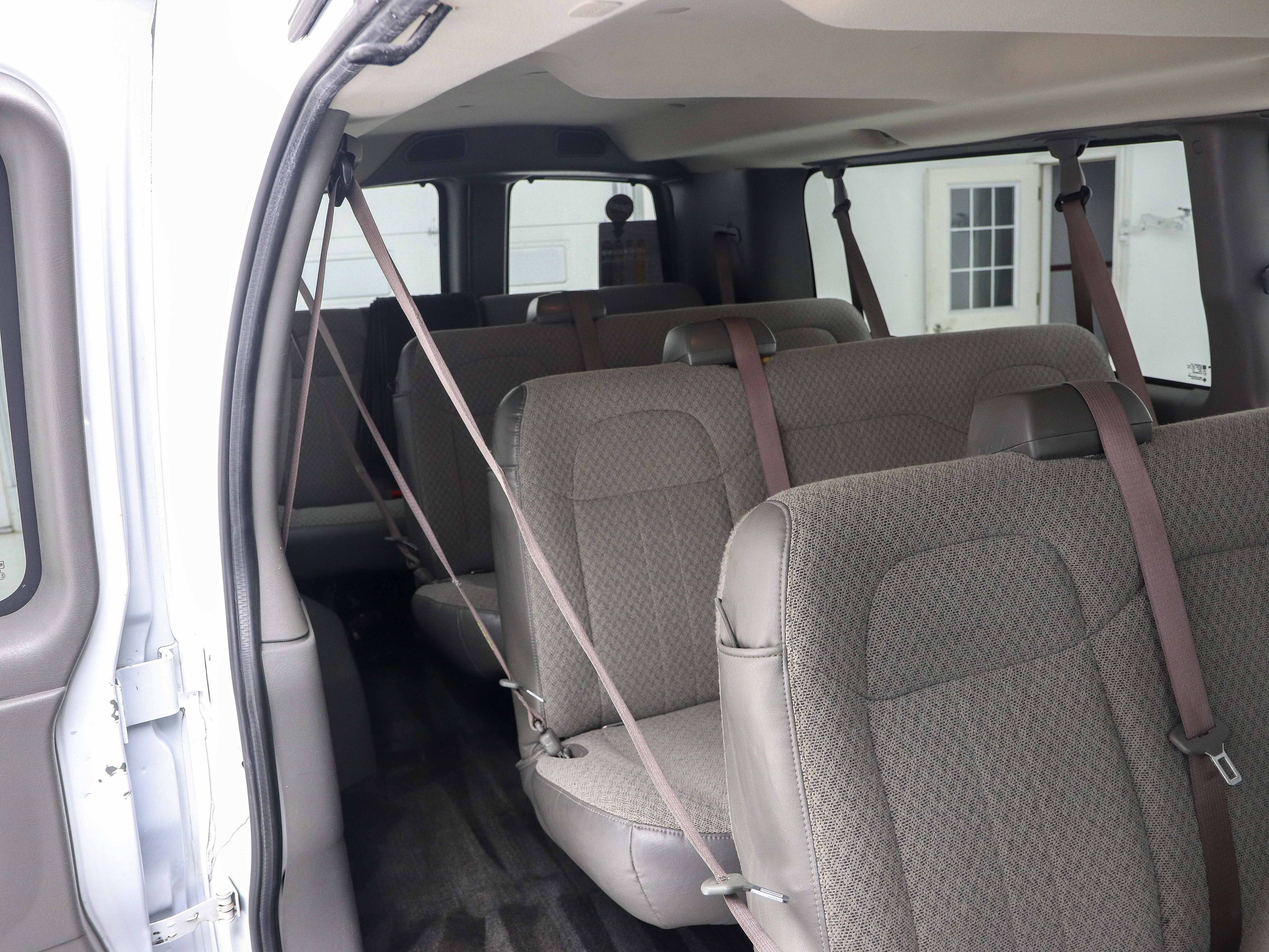 Used 2015 Chevrolet Express 3500 LT w/ LT Preferred Equipment Group RWD image 14