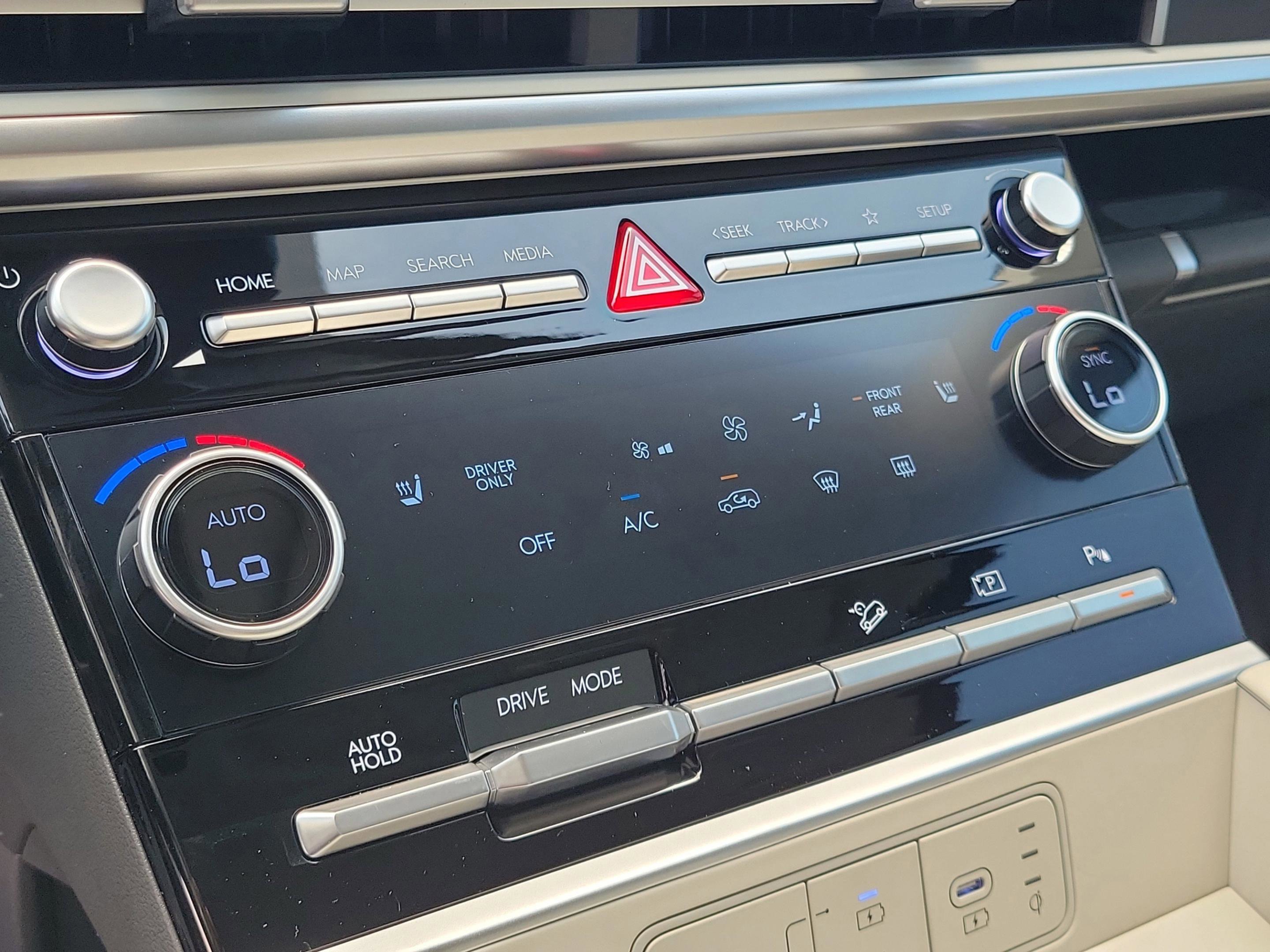 New 2026 Hyundai Santa Fe SEL image 10