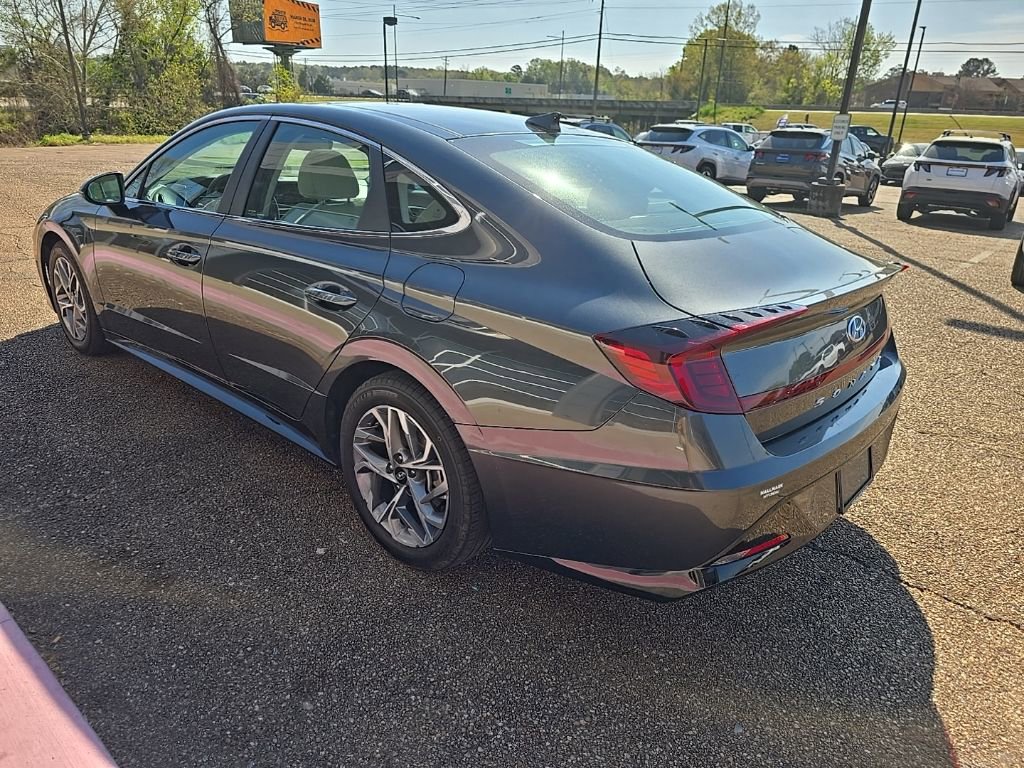Used 2023 Hyundai Sonata SEL w/ Convenience Package image 5