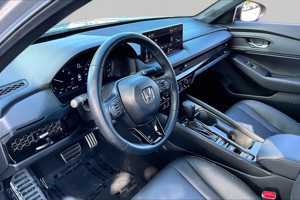 Used 2025 Honda Accord Sport-L image 14
