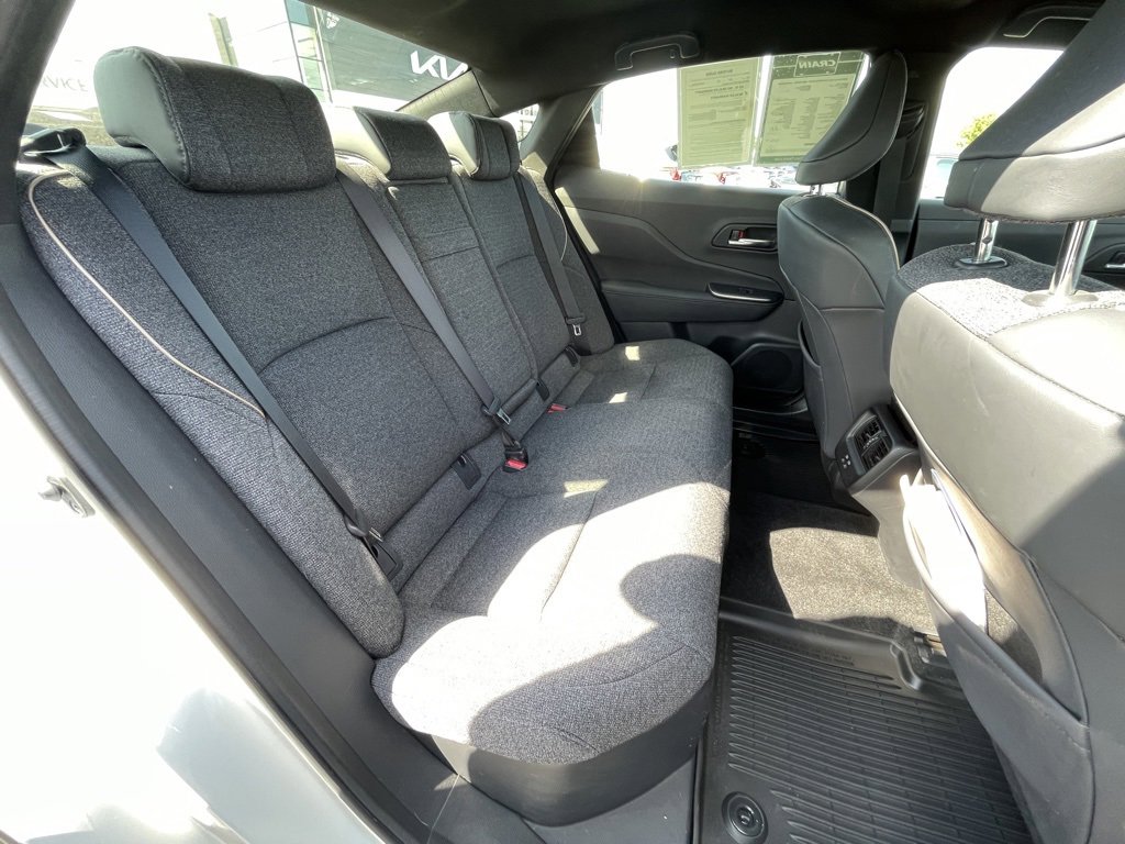 Used 2023 Toyota Crown XLE image 27