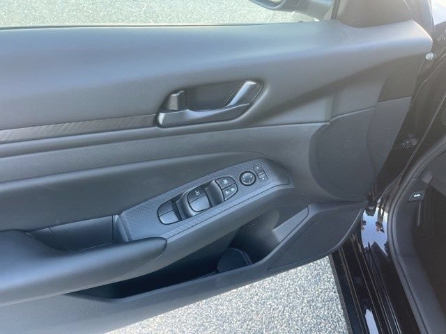 New 2025 Nissan Altima 2.5 S FWD image 15